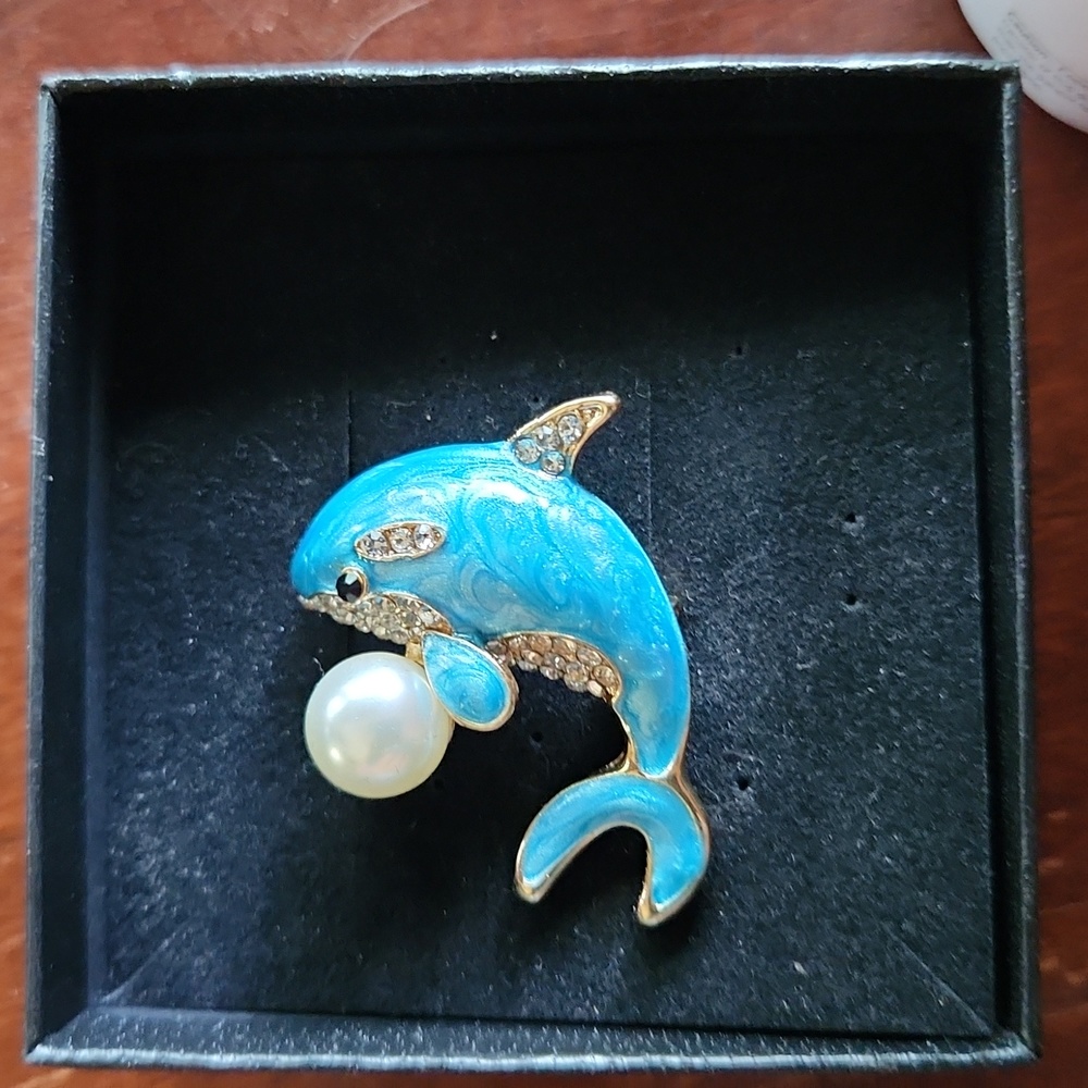 Dolphin Pin - Picture 3 of 3